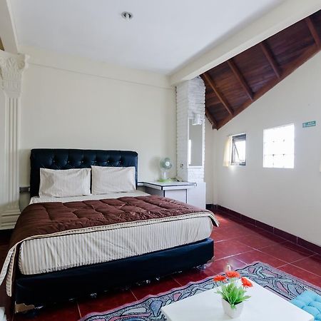 Pele Guesthouse Bandung Luaran gambar