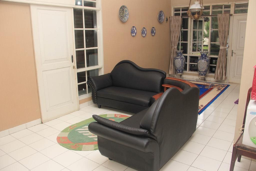 Pele Guesthouse Bandung Luaran gambar