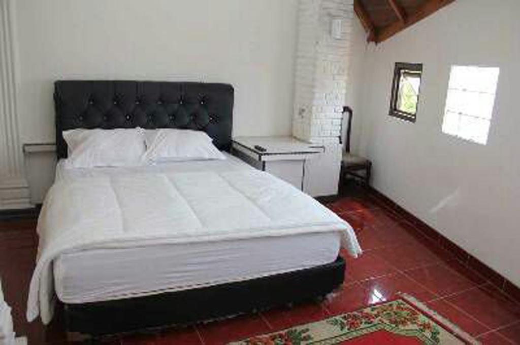 Pele Guesthouse Bandung Luaran gambar