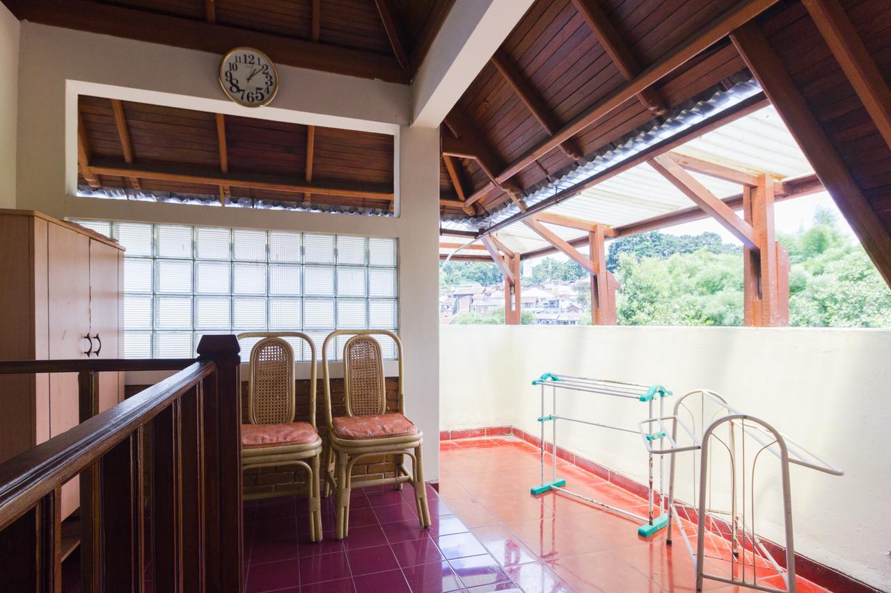 Pele Guesthouse Bandung Luaran gambar