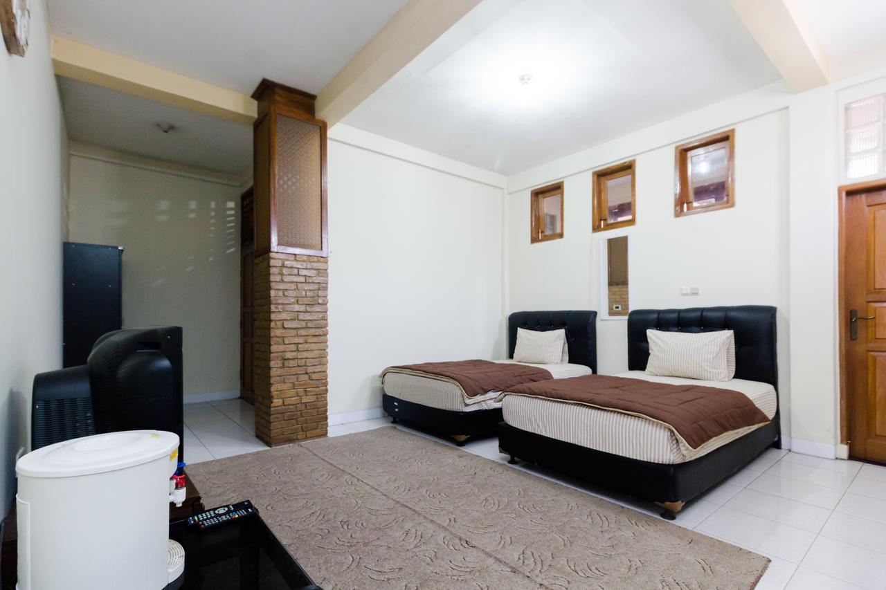 Pele Guesthouse Bandung Luaran gambar
