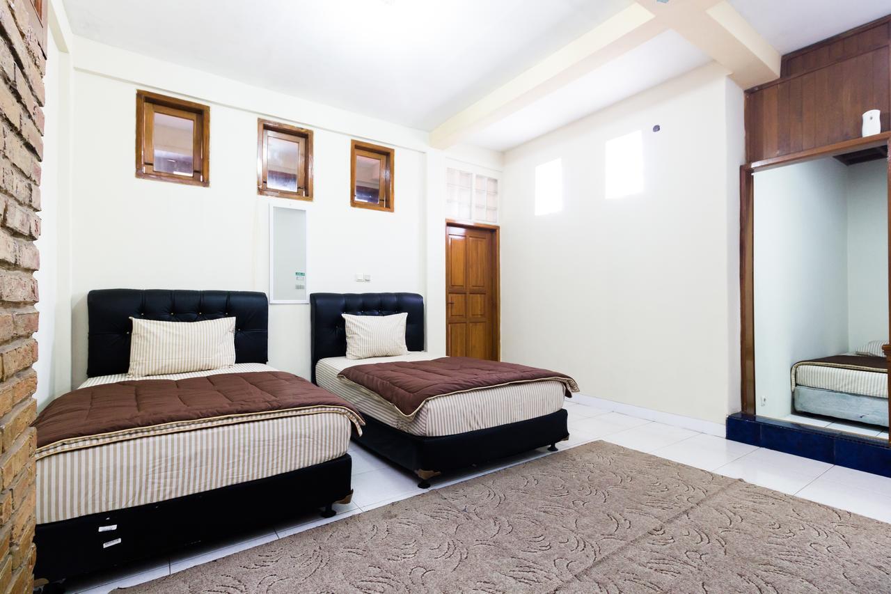 Pele Guesthouse Bandung Luaran gambar